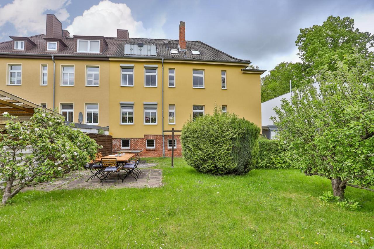 שטראלסונד Ferienwohnung An Der Brunnenaue מראה חיצוני תמונה